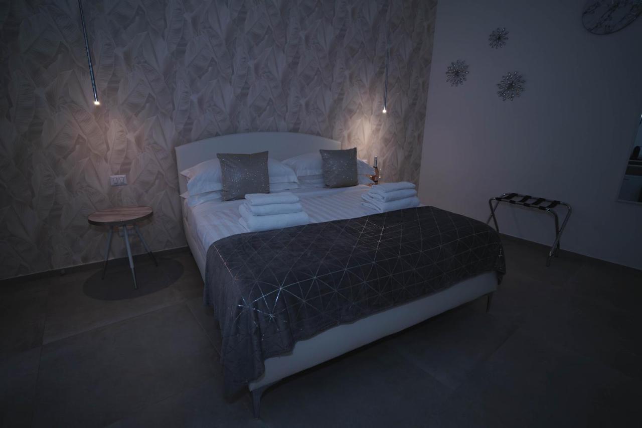 Arco Alto Rooms Bari Eksteriør billede