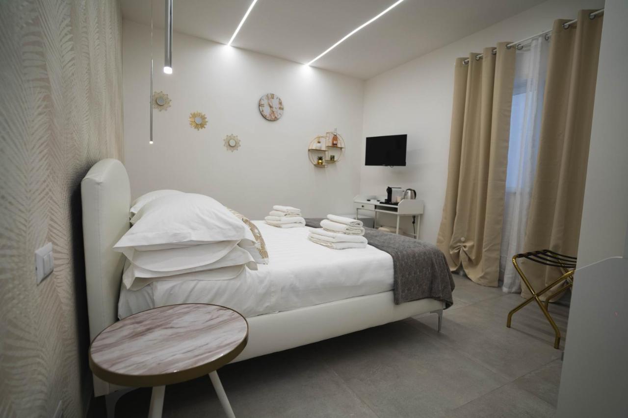 Arco Alto Rooms Bari Eksteriør billede
